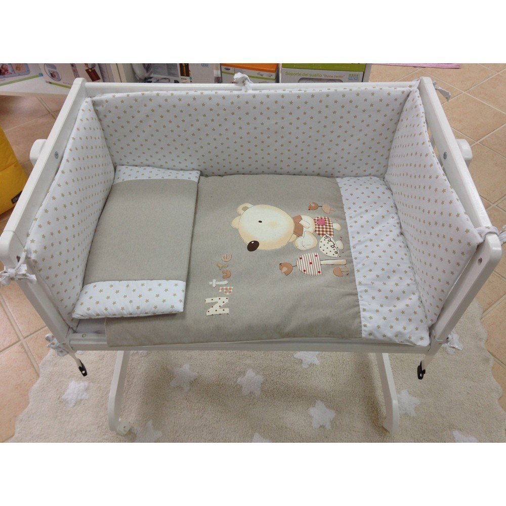 Peinture blanche pour lit de bébé en bois de pin